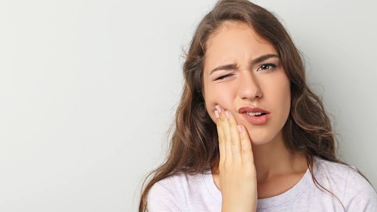 5 Signs of Wisdom Tooth Pain